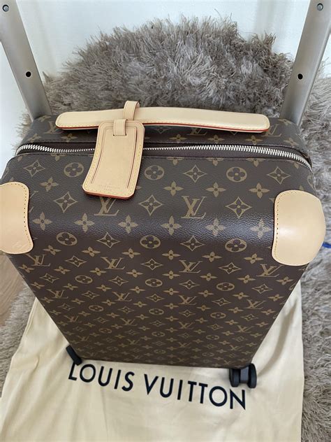 louis vuitton marrone interno roda|louis vuitton lv.